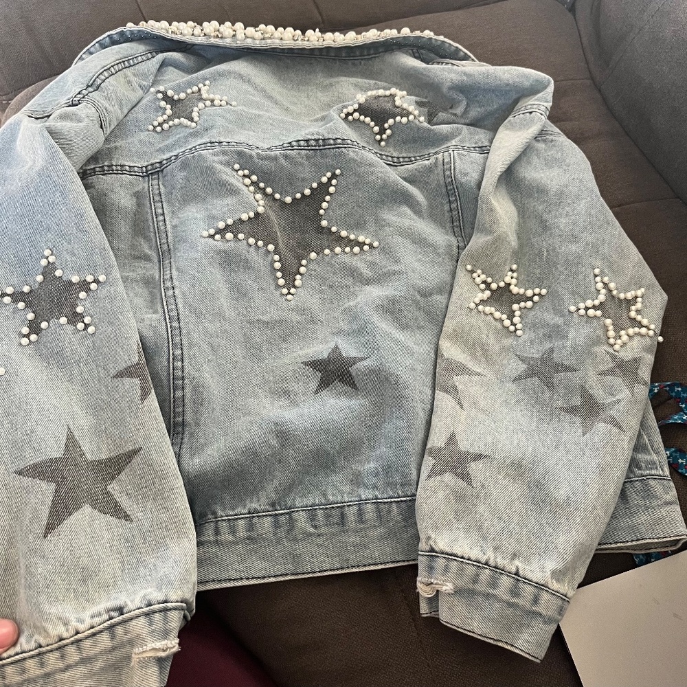 B 18    Pearl Denim Jacket - Picture 5 of 8